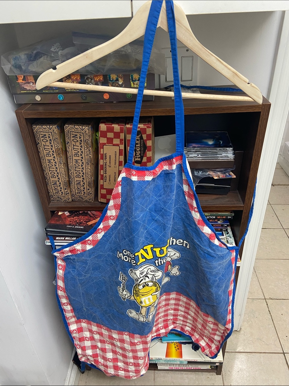 M&M’s One More Nut In The Kitchen Apron Red Yellow M&M Checkered Blue Tie On